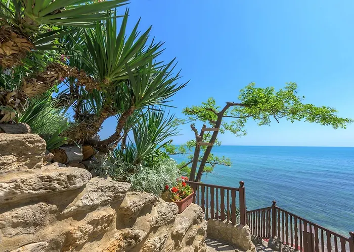 Morski Briag מלון 3*